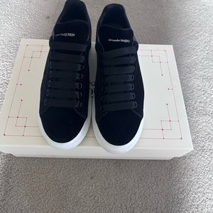 Alexander McQueen Black Oversized Sneakers